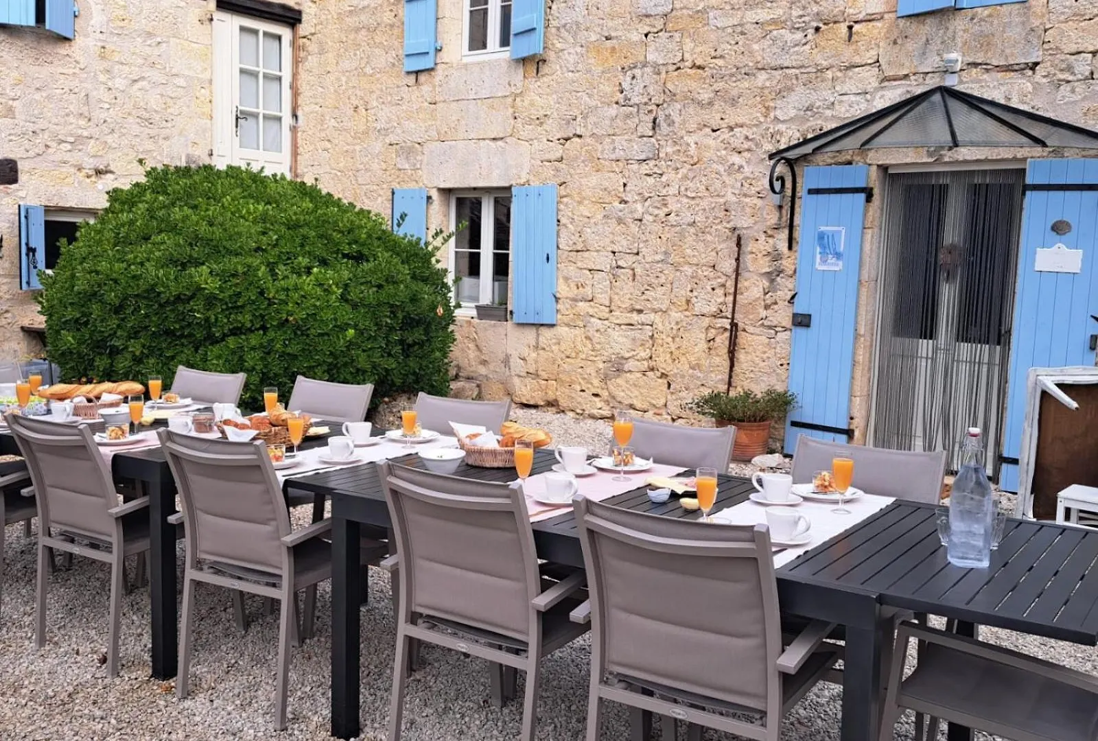 Bed and Breakfast La Nouvelle Vie En Quercy Montaigu-de-Quercy 0*,