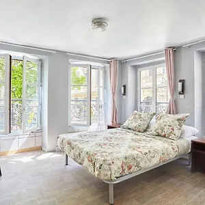  Hotel Le Petit Borda Francia