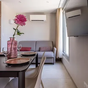  Apartamento At In Clermont, Place De Jaude Francia